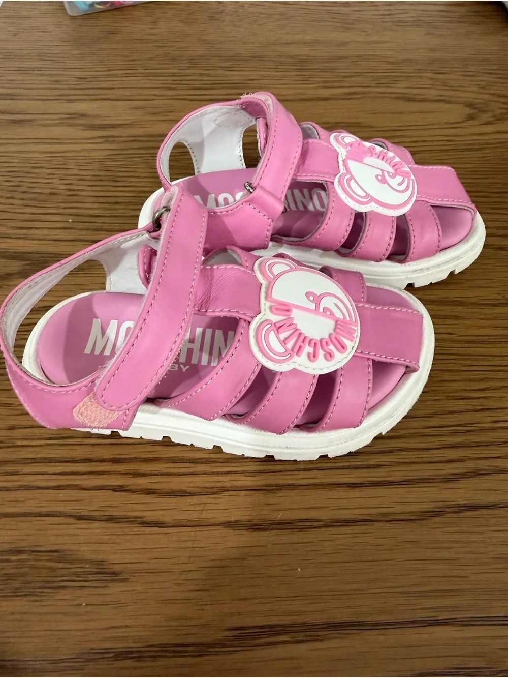 Moschino Kids Pink Bear-Emblem Strappy Sandals for girls size 24 EU